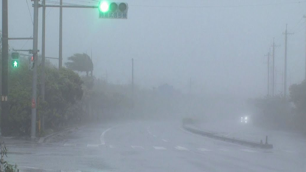 沖縄台風
